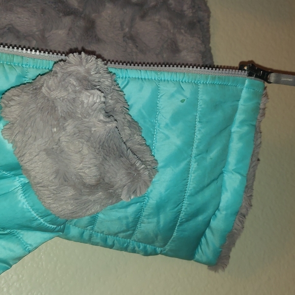 Jacket - Picture 3 of 6